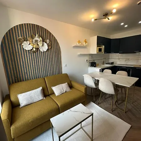 Apartament Moon - 41 Nicea
